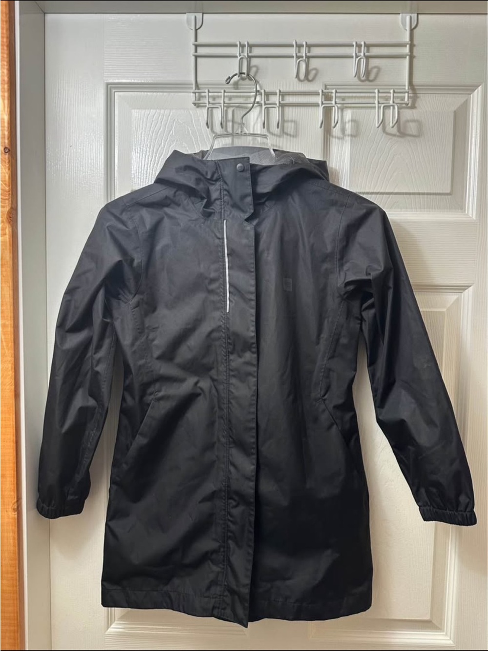 MEC Youth Rain Jacket Girls Size 10